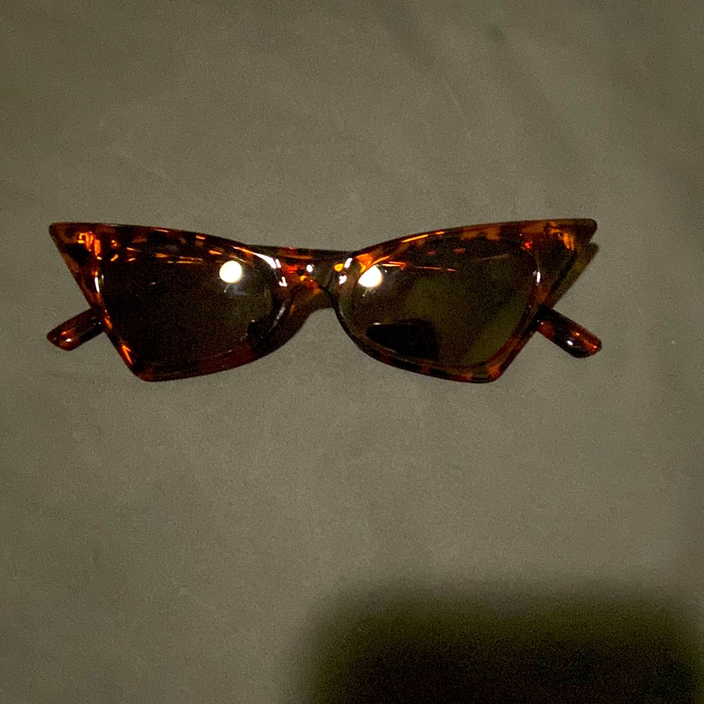 Hip sunglasses